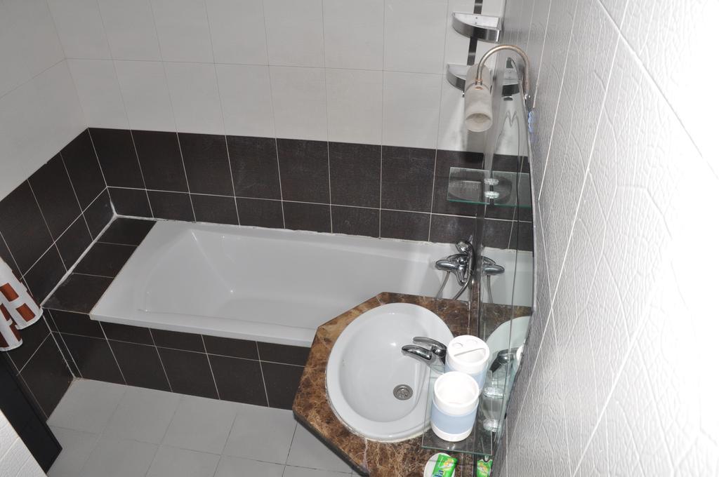 Val Fleuri Apartment With Balcony, Καζαμπλάνκα Εξωτερικό φωτογραφία